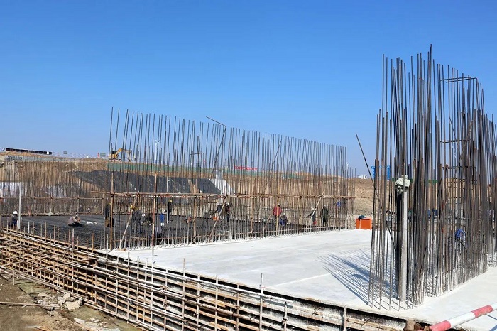 1708413672359872.jpg 3.jpg