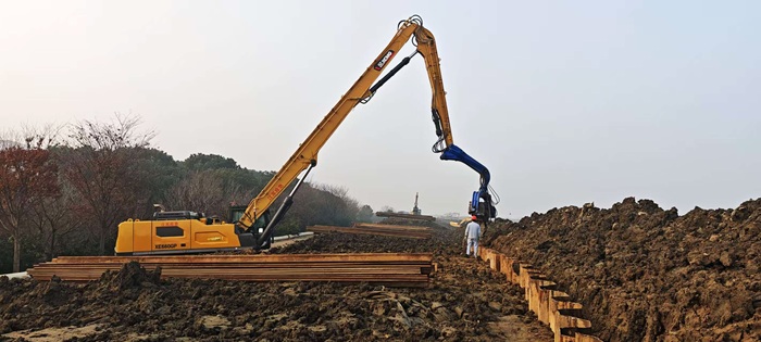 1767839753157135.jpg 700.jpg